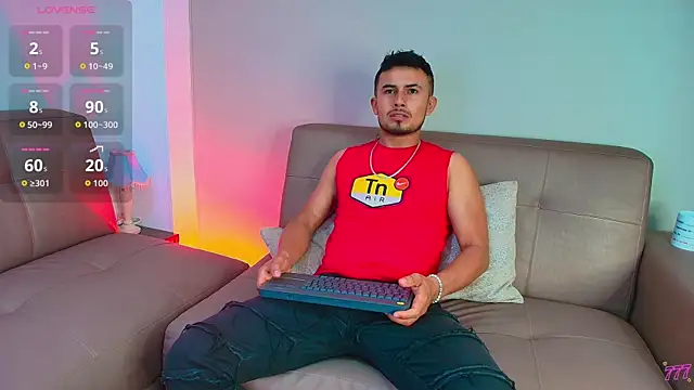 Valentiinoss online show from July 8, 2026, 8:57 pm