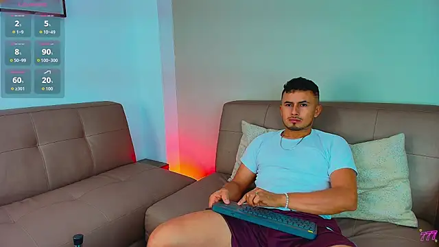 Valentiinoss online show from July 22, 2026, 9:17 pm