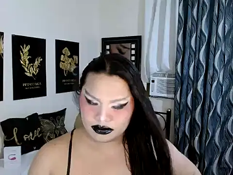 TSbrianaHugeCock online show from December 22, 2025, 3:09 pm