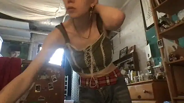 danceissex online show from September 8, 2025, 8:41 pm