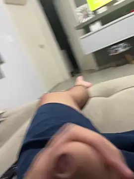 Novinho16cmz online show from February 3, 2026, 1:15 am