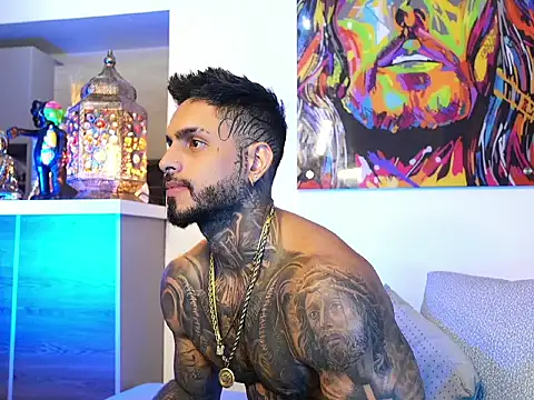 logan hugh8 online show from September 9, 2025, 2:55 am