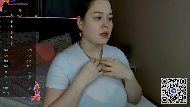 HelenHartt online show from March 25, 2026, 8:42 am