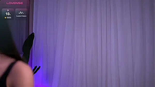 PureEllie online show from October 23, 2025, 3:17 am