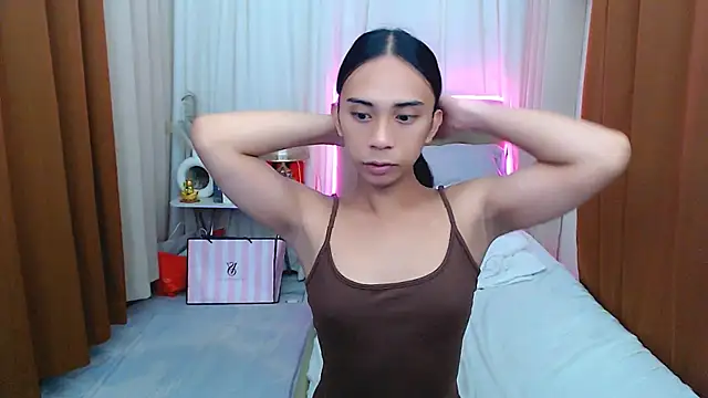 scarlet smith7 online show from May 7, 2026, 11:54 pm