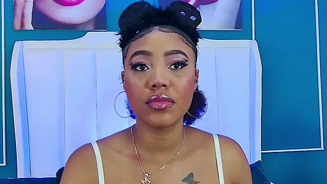 AngelaRoberts online show from October 17, 2025, 4:04 am