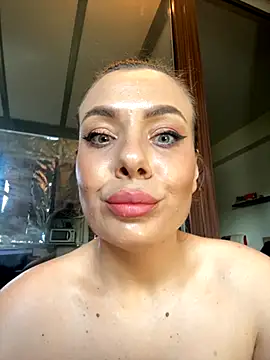 Snapshot of emmasweett11 chatting on October 5, 2025, 7:39 am emmasweett11 online show from October 5, 2025, 7:39 am