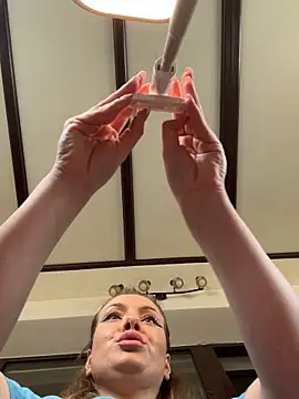 emmasweett11 online show from March 5, 2026, 10:44 am