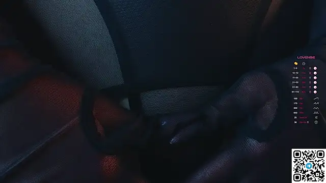 Snapshot of GildedKitten chatting on September 30, 2025, 6:13 pm GildedKitten online show from September 30, 2025, 6:13 pm