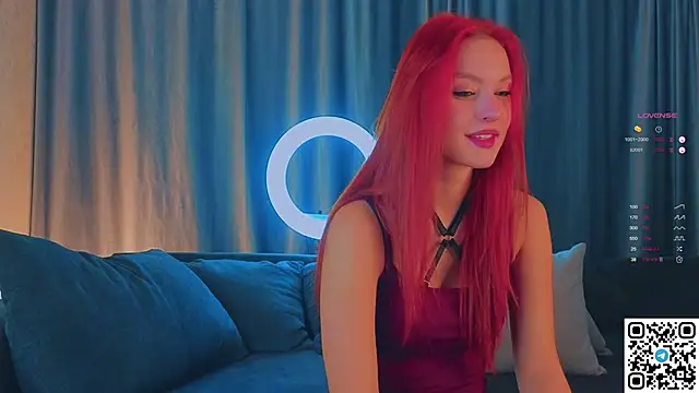 Snapshot of GildedKitten chatting on October 14, 2025, 6:09 pm GildedKitten online show from October 14, 2025, 6:09 pm