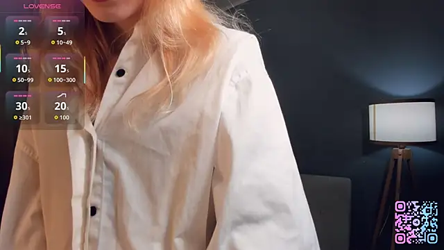 SharylSmalt online show from February 8, 2026, 1:09 am