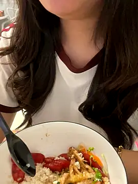 Snapshot of Knorr_Vietnams chatting on October 7, 2025, 2:31 am Knorr Vietnams online show from October 7, 2025, 2:31 am