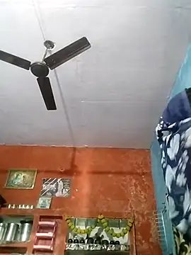 Laxmixx2 online show from September 25, 2025, 1:42 am