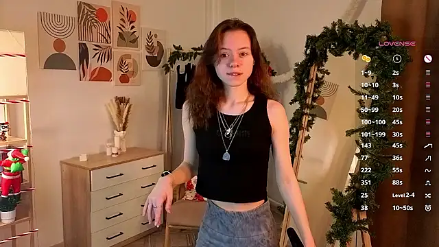 Snapshot of TiannaBorlace chatting on January 12, 2026, 1:11 am TiannaBorlace online show from January 12, 2026, 1:11 am