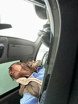  JessyRey  online show from October 9, 2025, 8:12 am