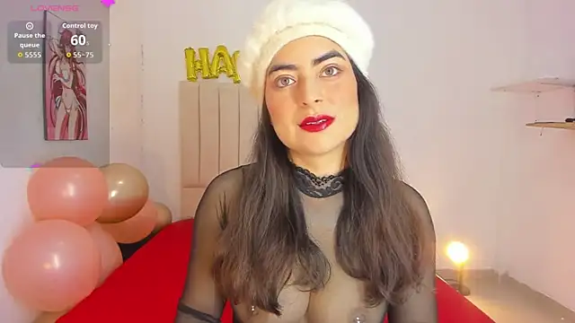 Snapshot of sashaa_petit chatting on October 10, 2025, 11:31 am sashaa petit online show from October 10, 2025, 11:31 am