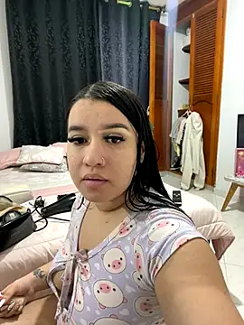 Aliciawhitee online show from November 15, 2025, 12:08 am