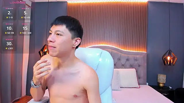 Snapshot of Abraham_horny18 chatting on September 18, 2025, 8:44 pm Abraham horny18 online show from September 18, 2025, 8:44 pm