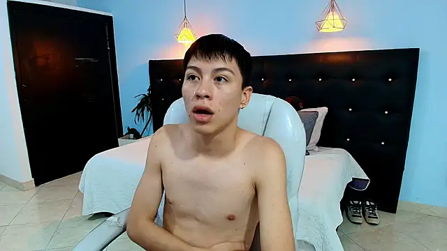 Snapshot of Abraham_horny18 chatting on September 23, 2025, 8:12 pm Abraham horny18 online show from September 23, 2025, 8:12 pm