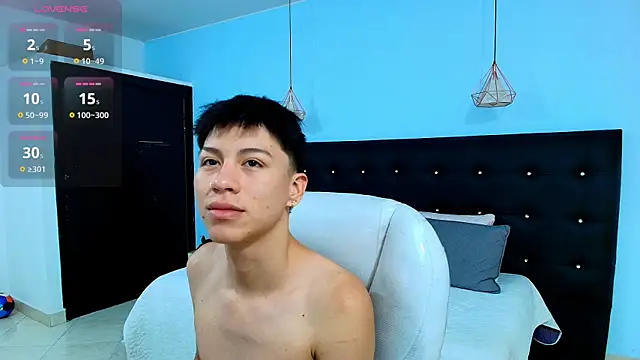 Snapshot of Abraham_horny18 chatting on September 30, 2025, 8:36 pm Abraham horny18 online show from September 30, 2025, 8:36 pm