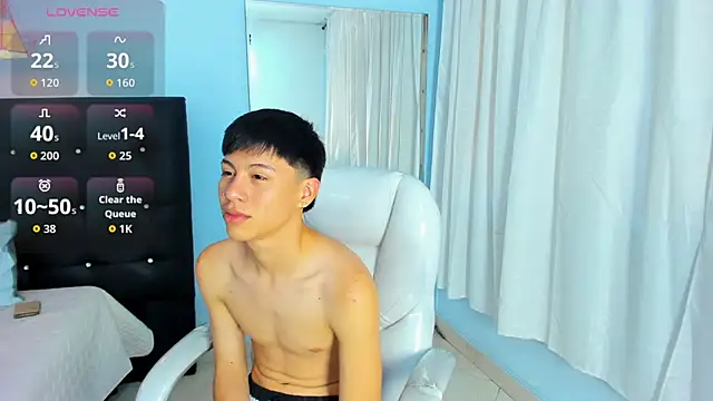 Snapshot of Abraham_horny18 chatting on October 23, 2025, 6:50 pm Abraham horny18 online show from October 23, 2025, 6:50 pm