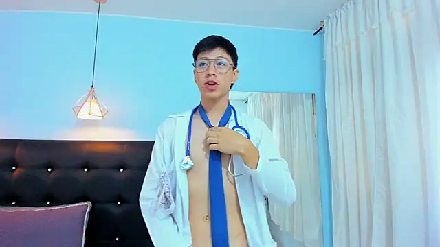 Snapshot of Abraham_horny18 chatting on October 31, 2025, 12:39 pm Abraham horny18 online show from October 31, 2025, 12:39 pm