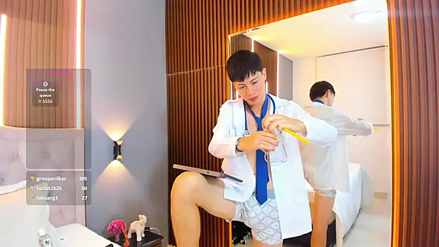 Snapshot of Abraham_horny18 chatting on November 1, 2025, 2:24 am Abraham horny18 online show from November 1, 2025, 2:24 am