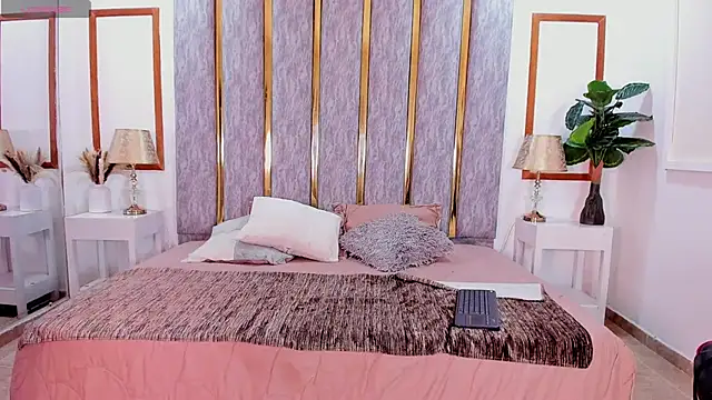 Snapshot of college_muscle_ass1 chatting on September 18, 2025, 1:57 pm college muscle ass1 online show from September 18, 2025, 1:57 pm