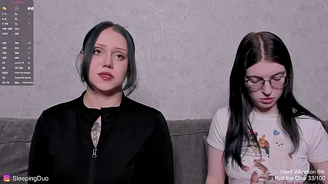 Snapshot of Threesomebabes chatting on April 13, 2026, 5:29 pm Threesomebabes online show from April 13, 2026, 5:29 pm