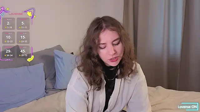 JoanMurphy online show from October 19, 2025, 1:01 pm