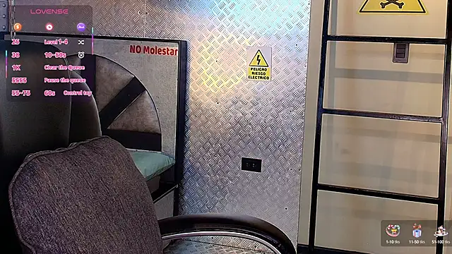 Snapshot of MarcusRain_ chatting on October 9, 2025, 3:37 am MarcusRain  online show from October 9, 2025, 3:37 am