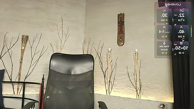 Snapshot of MarcusRain_ chatting on October 21, 2025, 7:25 pm MarcusRain  online show from October 21, 2025, 7:25 pm