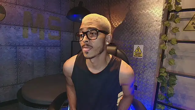 MarcusRain  online show from March 5, 2026, 4:08 am