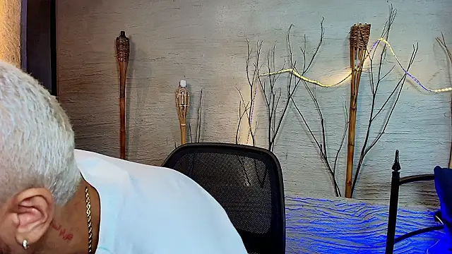 MarcusRain  online show from March 12, 2026, 4:07 am