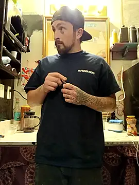 Macrhizz online show from December 22, 2025, 6:43 am