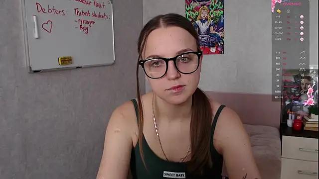 Snapshot of Violetwin chatting on October 18, 2025, 6:58 am Violetwin online show from October 18, 2025, 6:58 am