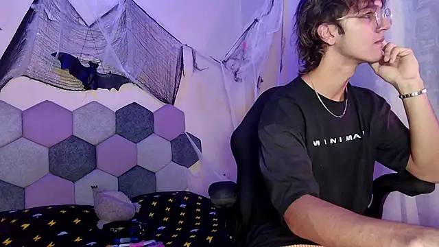 2006 tgn online show from November 3, 2025, 12:39 pm