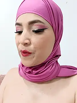 Snapshot of jamila_zair chatting on April 7, 2026, 2:17 pm jamila zair online show from April 7, 2026, 2:17 pm