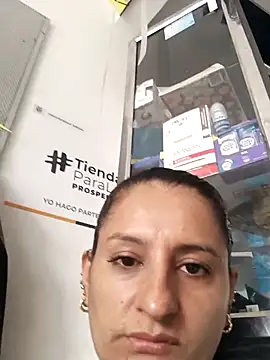 Titiss8921 online show from September 18, 2025, 1:13 pm