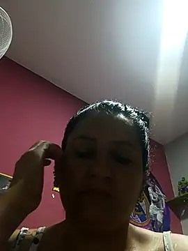 Titiss8921 online show from October 4, 2025, 1:09 pm