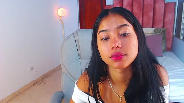 Snapshot of Milaa_Star_ chatting on October 3, 2025, 4:20 am Milaa Star online show from October 3, 2025, 4:20 am