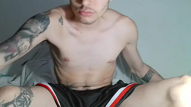 Snapshot of Onzas_ chatting on March 22, 2026, 10:57 pm Onzas online show from March 22, 2026, 10:57 pm