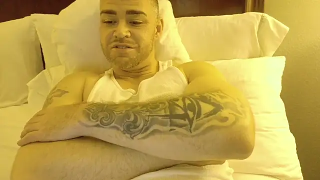 Dallasbest214 online show from November 30, 2025, 10:08 am