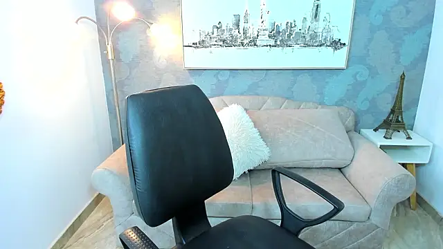 Snapshot of Salome_Smitth_1 chatting on March 8, 2026, 8:34 pm Salome Smitth 1 online show from March 8, 2026, 8:34 pm