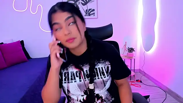 kylerose07 online show from September 21, 2025, 1:40 am