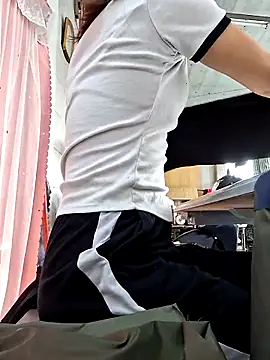 Snapshot of irina_hana chatting on December 23, 2025, 12:41 am irina hana online show from December 23, 2025, 12:41 am