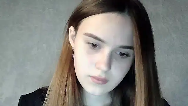 SweetLoraa online show from September 18, 2025, 7:27 pm