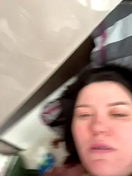 SunnyLeila2101 online show from December 14, 2025, 9:47 am