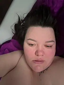 SunnyLeila2101 online show from March 18, 2026, 4:48 am