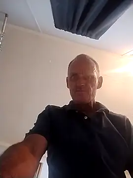 snotrod4u online show from September 17, 2025, 3:30 am